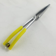 Load image into Gallery viewer, Silicone Tip Reverse Tweezer for Terp Bead /Pearls or Quartz / Ruby Inserts